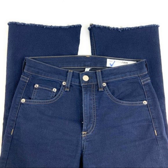 Rag & Bone 10” Crop Flare Fray Hem Dark Wash Dune - Picture 5 of 8